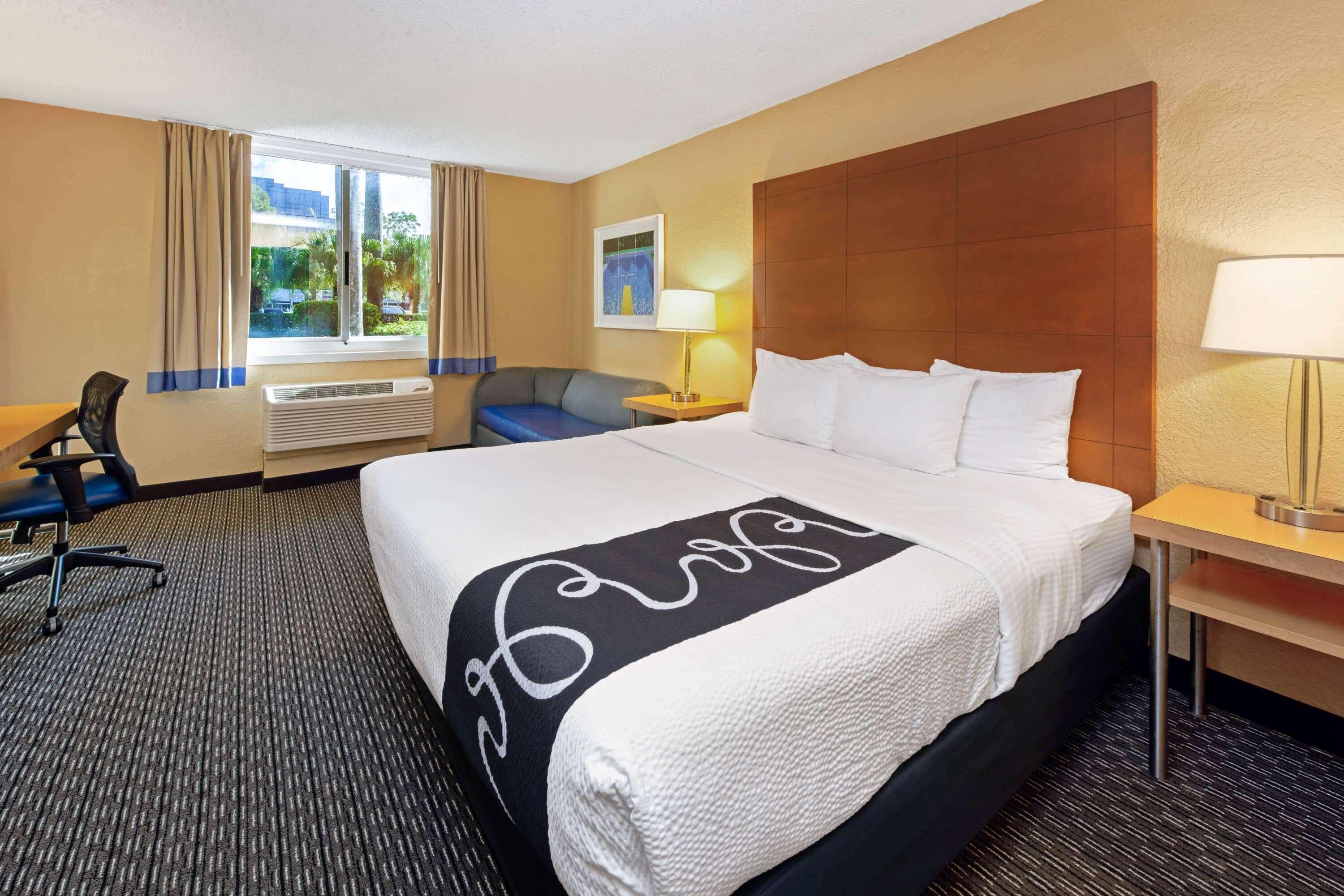 La Quinta By Wyndham Coral Springs South Exterior foto