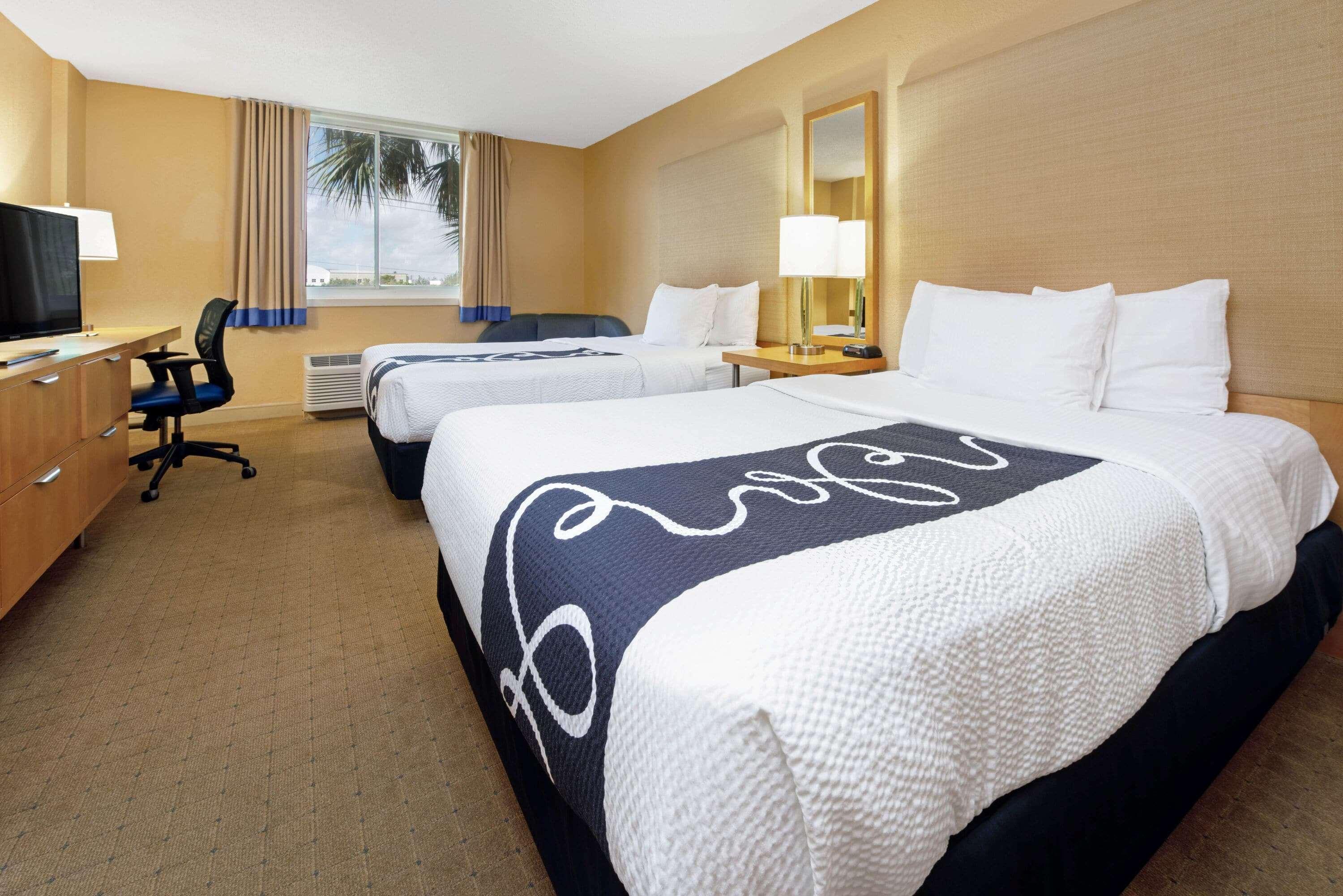 La Quinta By Wyndham Coral Springs South Exterior foto
