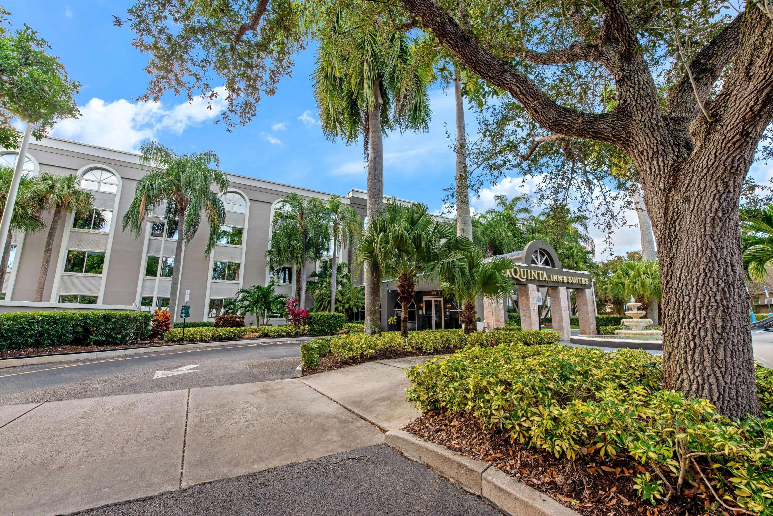 La Quinta By Wyndham Coral Springs South Exterior foto