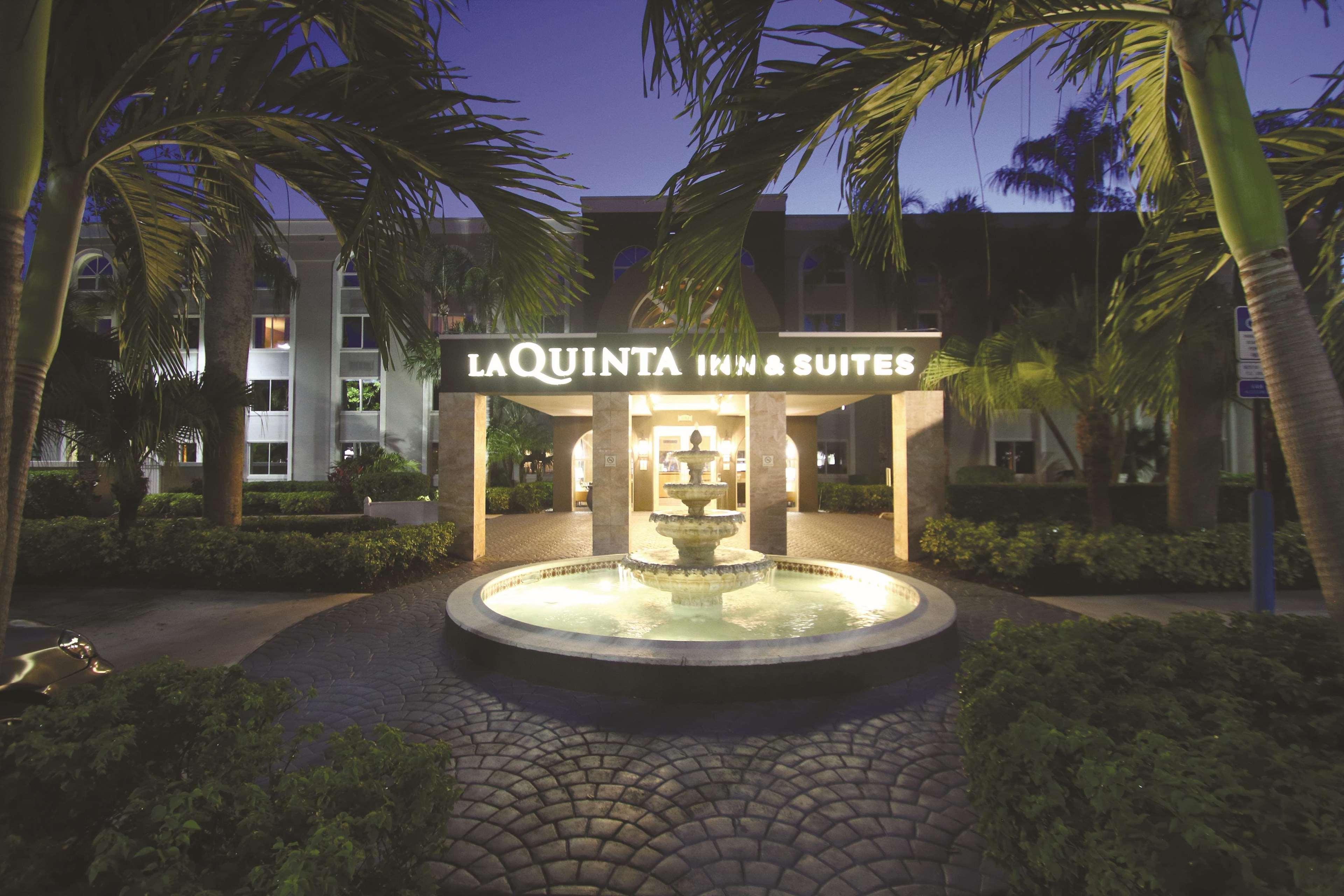 La Quinta By Wyndham Coral Springs South Exterior foto