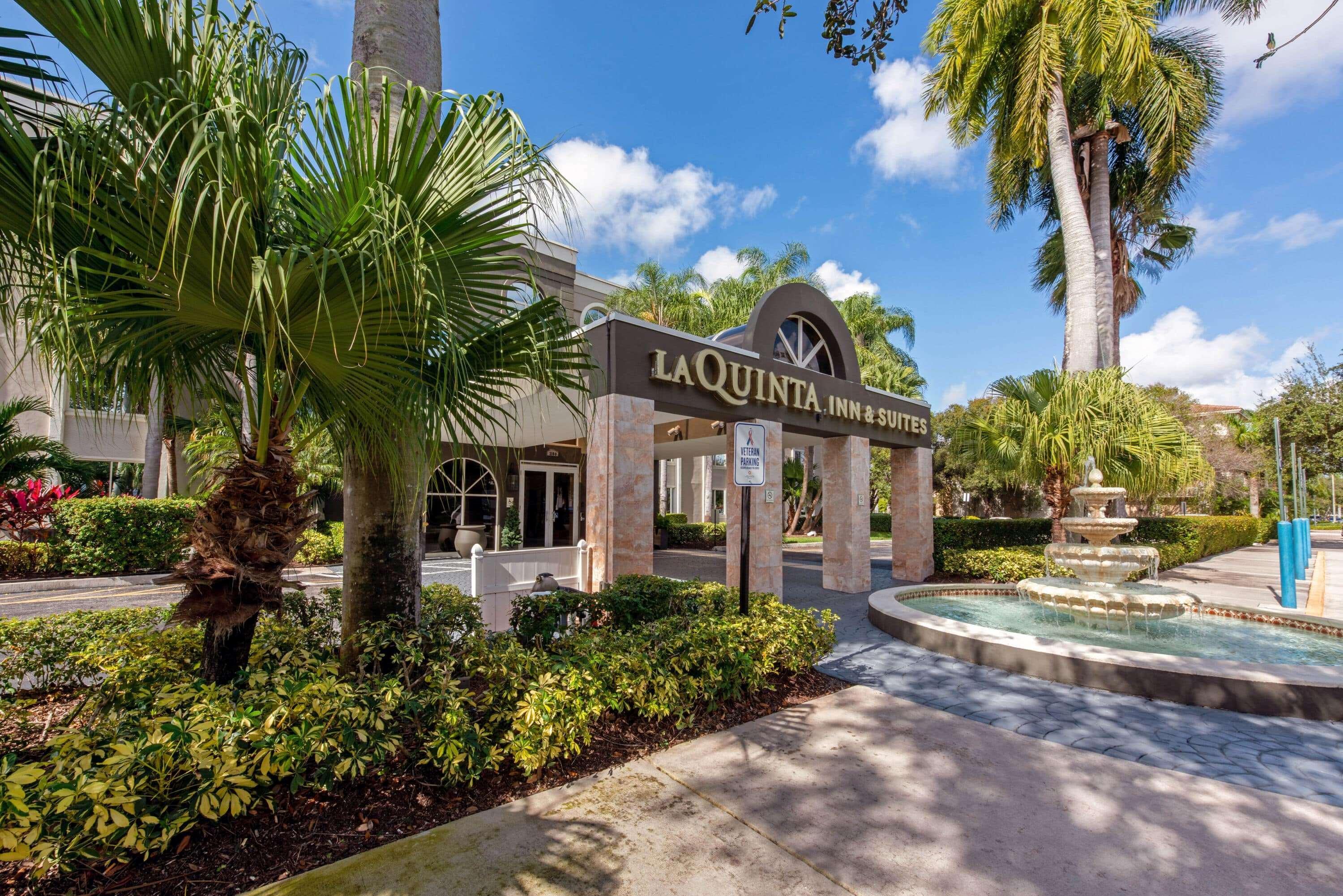 La Quinta By Wyndham Coral Springs South Exterior foto